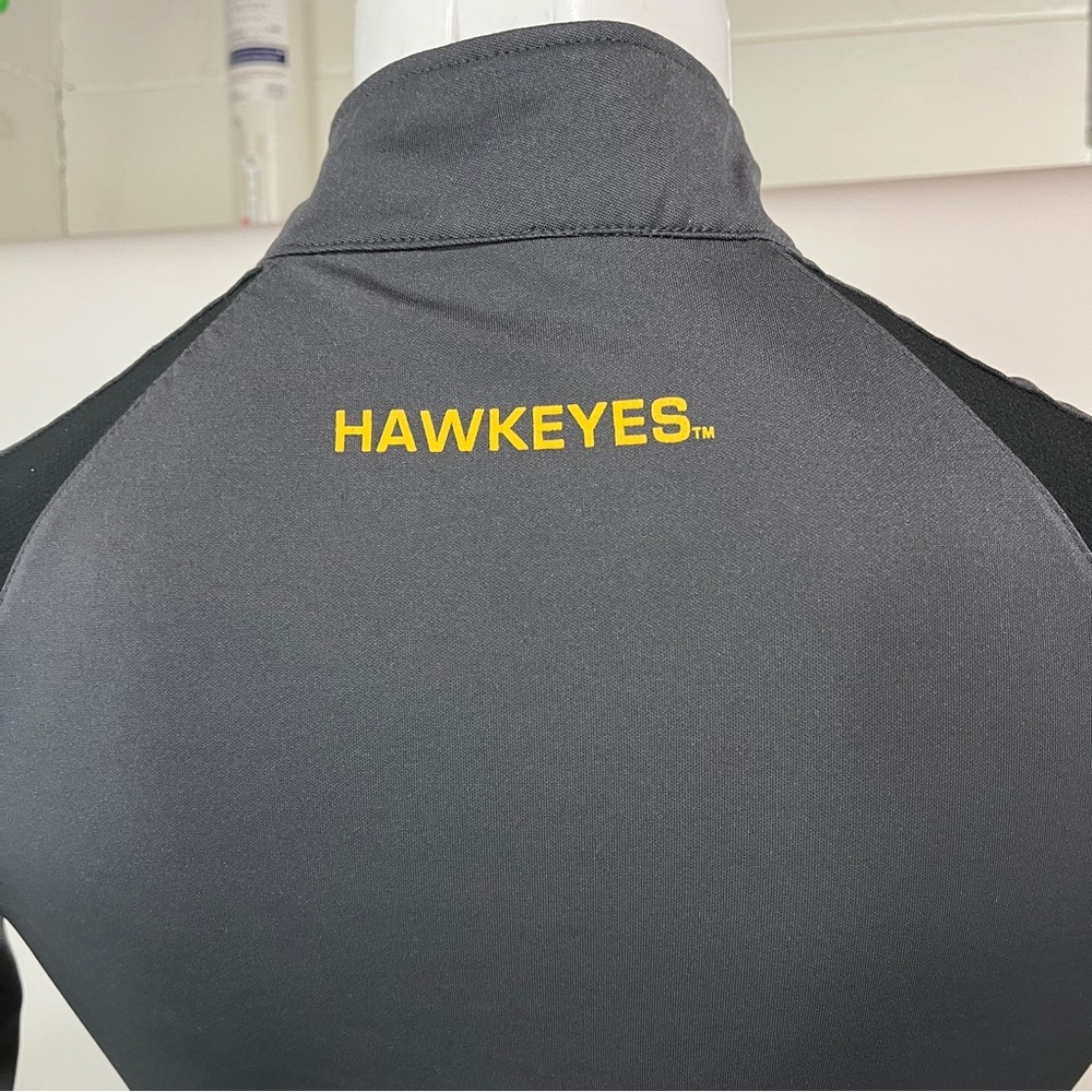 Iowa Hawkeyes Pullover 1/4 Zip Womens Small Gray NCAA Athletic (78) - Picture 6 of 9